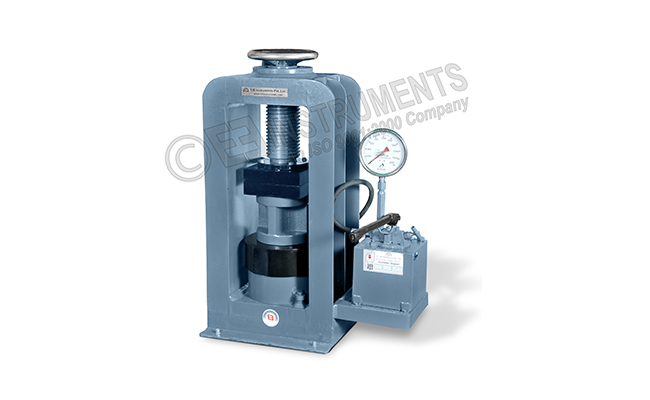 COMPRESSION TESTING MACHINE - 500 KN-HAND OPERATED